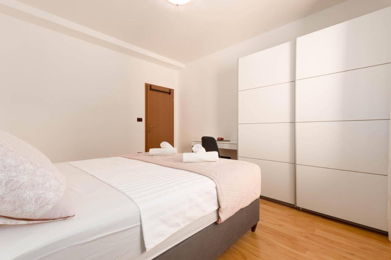 Apartment Lucija, Stinjan Pula Luaran gambar