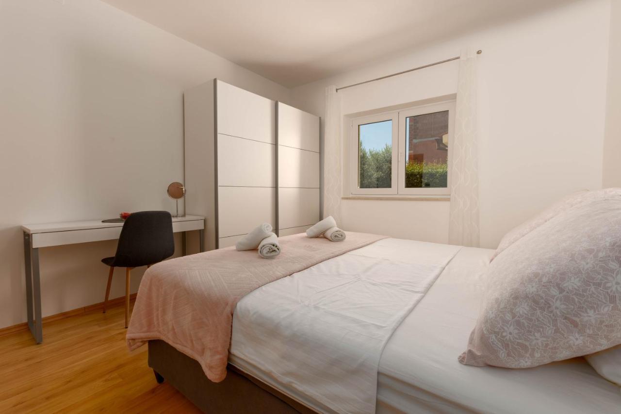 Apartment Lucija, Stinjan Pula Luaran gambar
